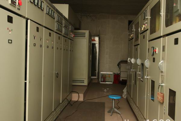 建邺防尘开关柜 性能稳定低压抽屉式配电柜-电